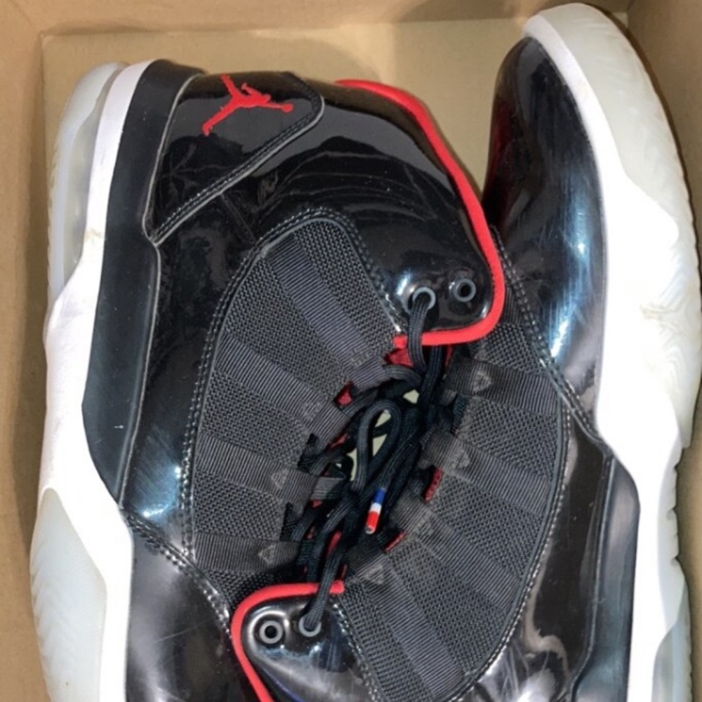 Jordan Max Aura
